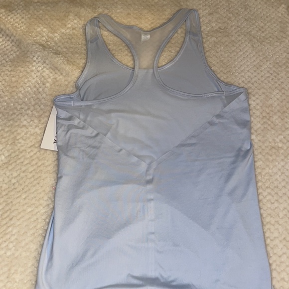 Athleta Mesh Chi Tank - Picture 3 of 6